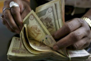 old 500 and 1000 notes , old notes seized