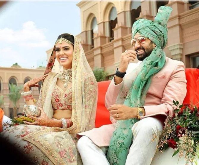 amitabh-bachchan-and-abhishek-bachchan-pictures-2