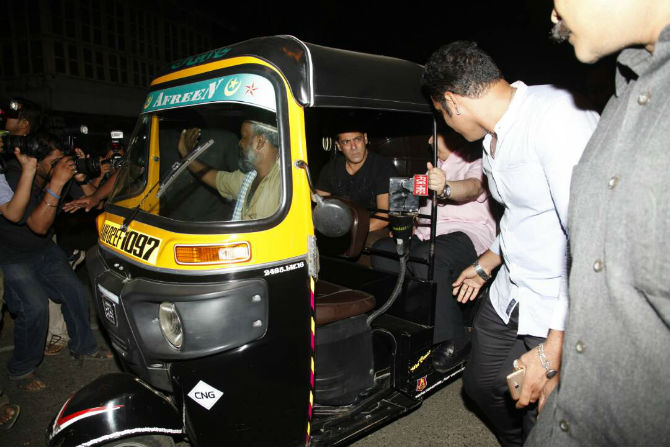 salman-in-auto